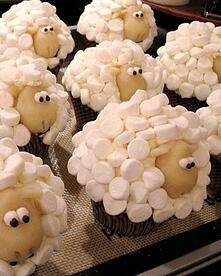 Serta Sheep Cupcakes